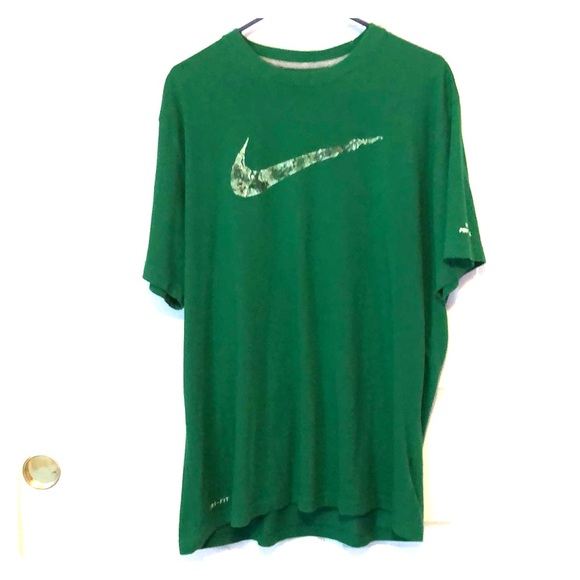 Nike Other - Men’s Nike Dri-Fit Shirt XL.
